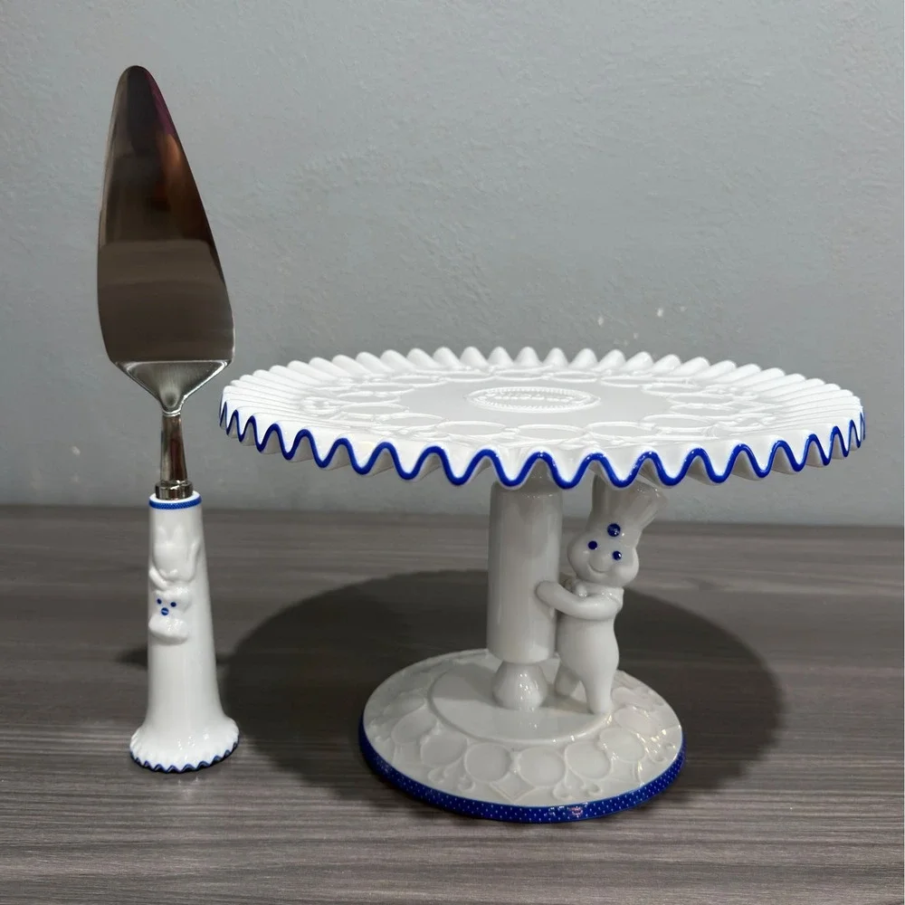 Pillsbury Doughboy Footed Cake Stand and Server Set Danbury Mint 2004 White Blue
